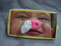 NOSE TISSUE HOLDER